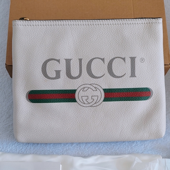 Authentic Gucci Print Logo Portfolio Pouch Leather Clutch Bag